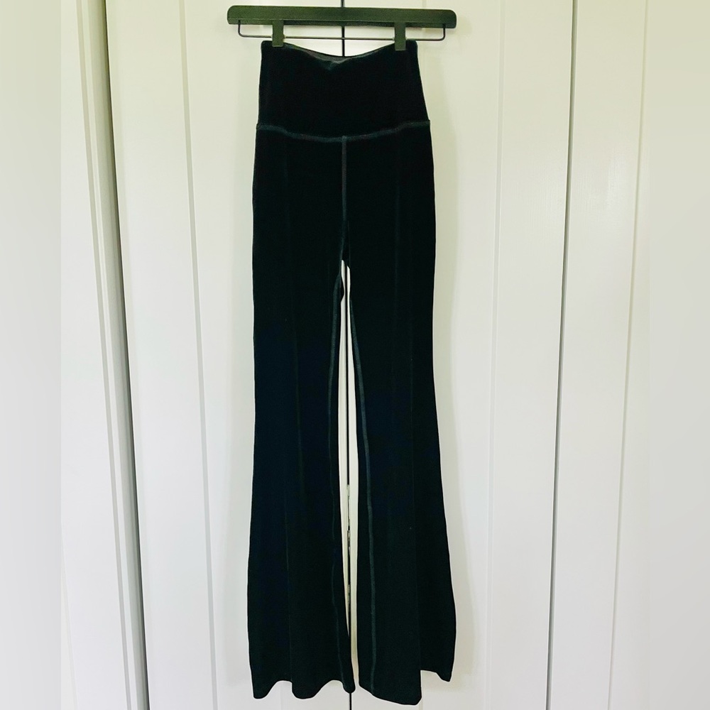Beyond Yoga Black Velvet Flare Yoga Pants | High-Waisted Velour Bell Bottom - XS